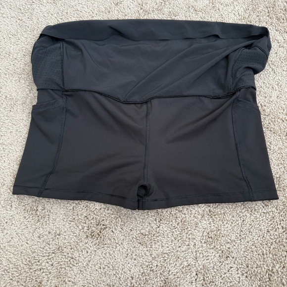 Athleta Run With It 14” Skort Black Size Medium - Picture 5 of 10